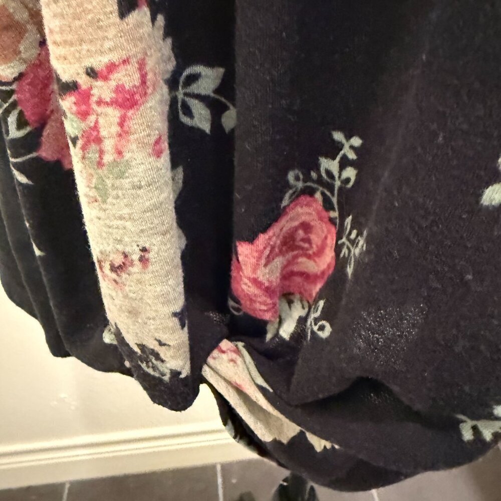 ALYX Black Floral Print Long Sleeve boho top - Picture 2 of 6